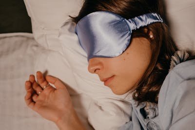 Masque de sommeil pure soie : le luxe pour un sommeil parfait